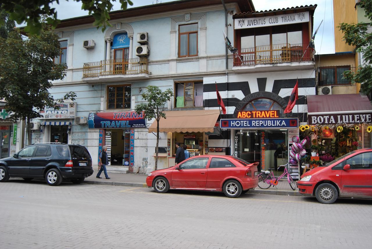 Hotel Republika 地拉那 外观 照片