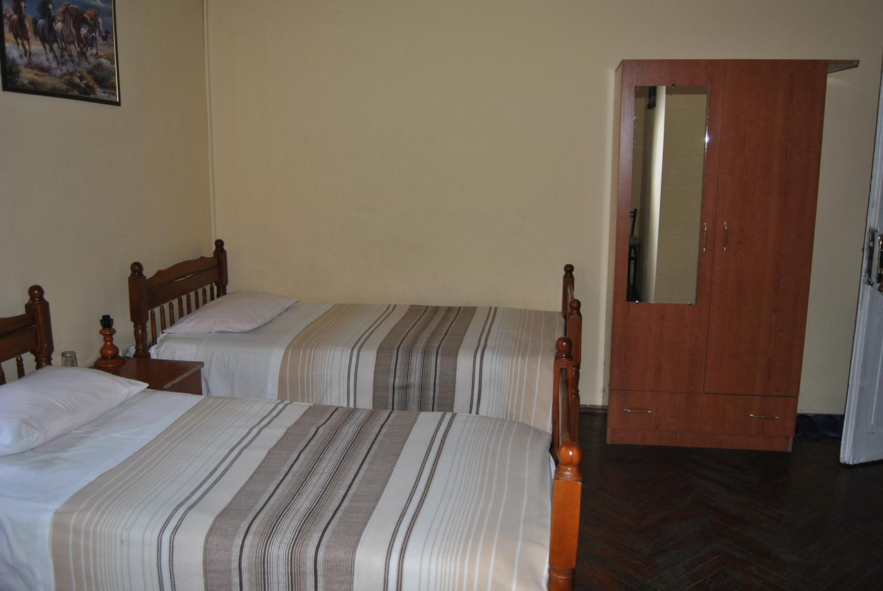 Hotel Republika 地拉那 外观 照片