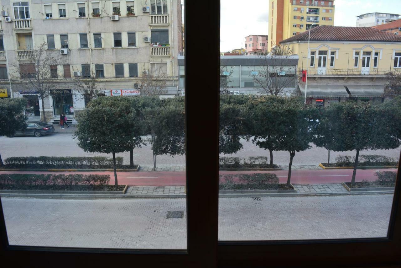 Hotel Republika 地拉那 外观 照片