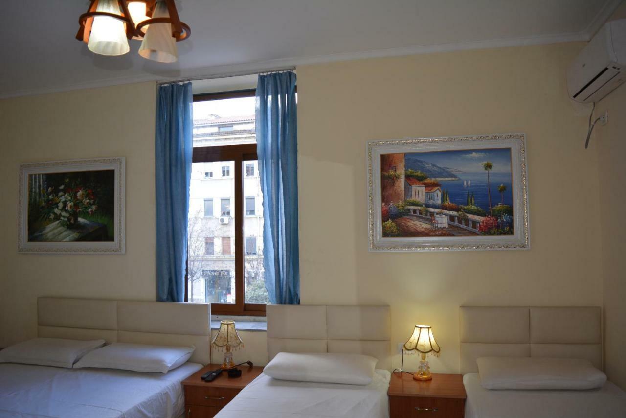 Hotel Republika 地拉那 外观 照片