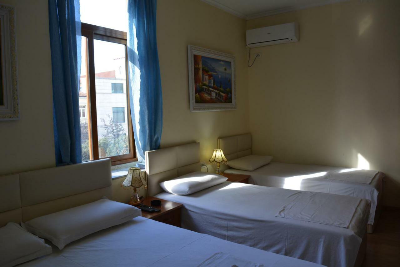 Hotel Republika 地拉那 外观 照片